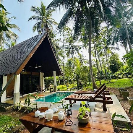 Elegant Hamlets Home Stay Чилау Екстериор снимка