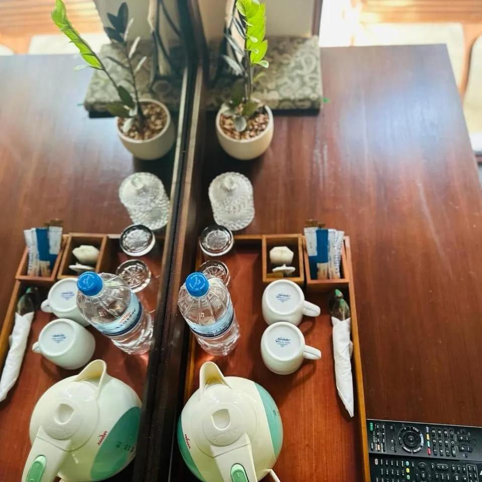Elegant Hamlets Home Stay Чилау Екстериор снимка